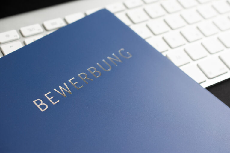 AdobeStock_216857901-Mobile